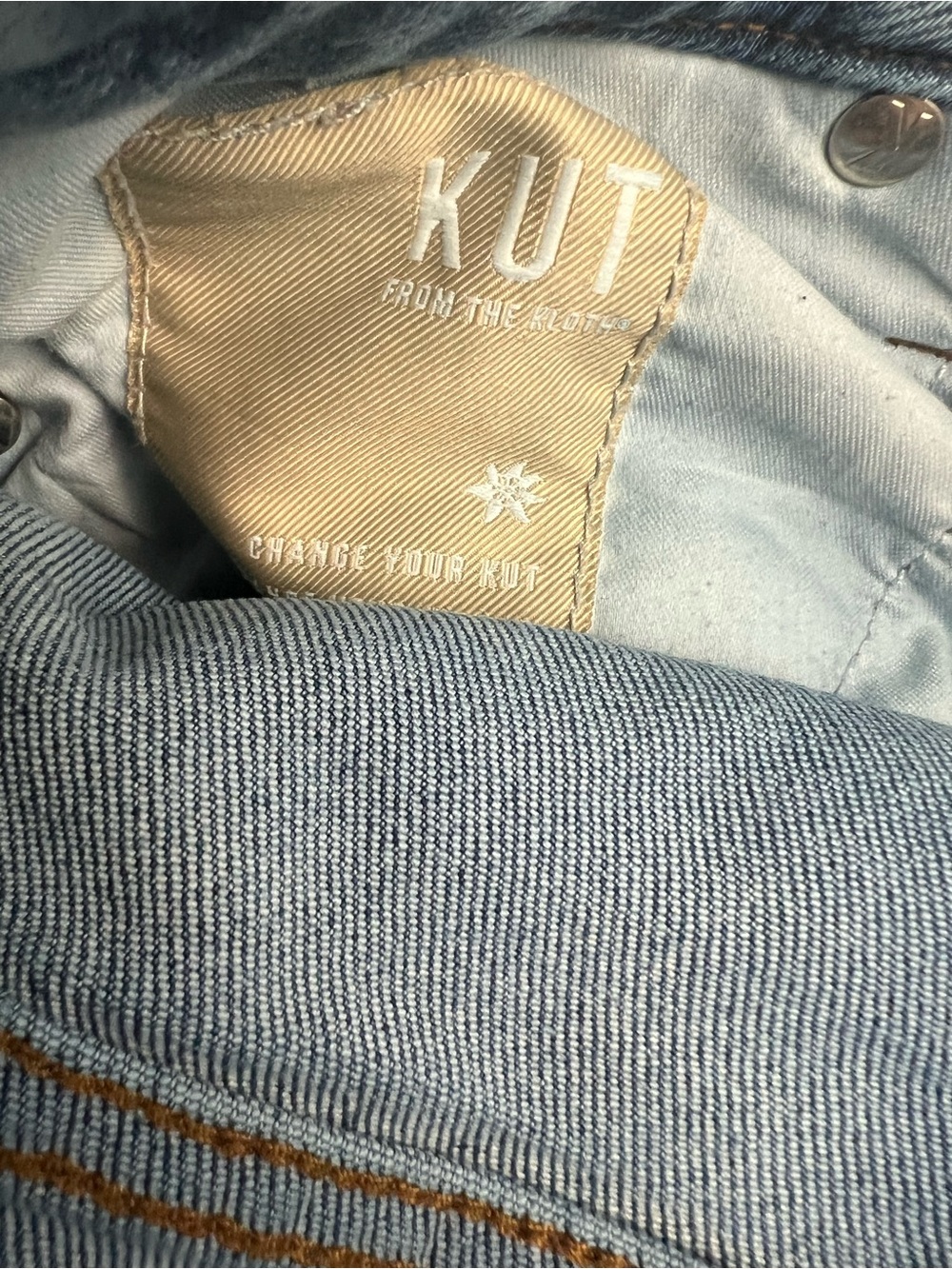 Kut from the Kloth Wide Leg Jeans in Medium Blue Wash - Picture 6 of 6